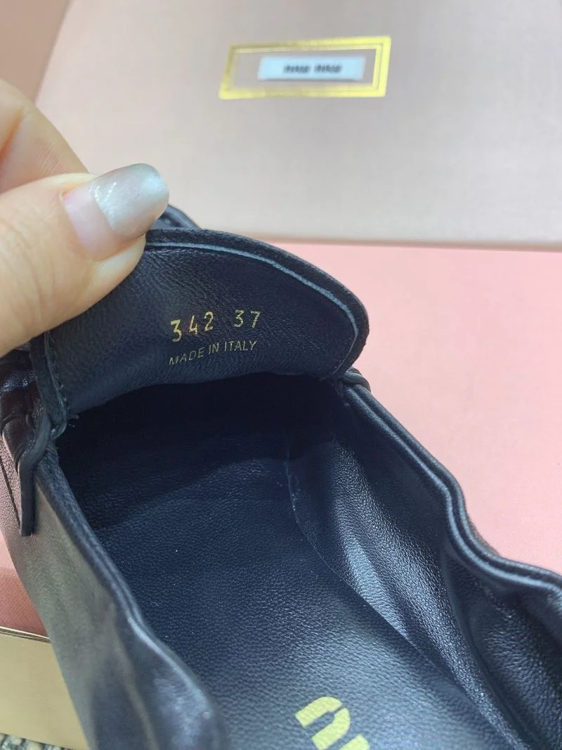 Unisex Miu Miu Shoes 6095
