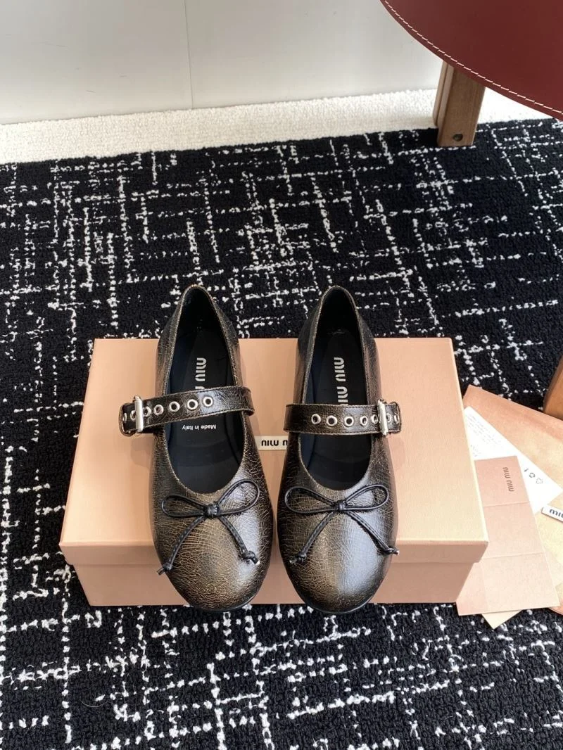 Miu Miu Shoes ModernLook 6053