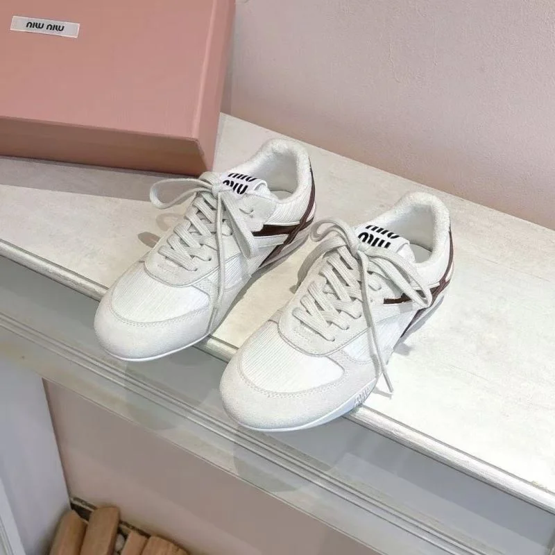 Sleek Miu Miu Shoes 6041