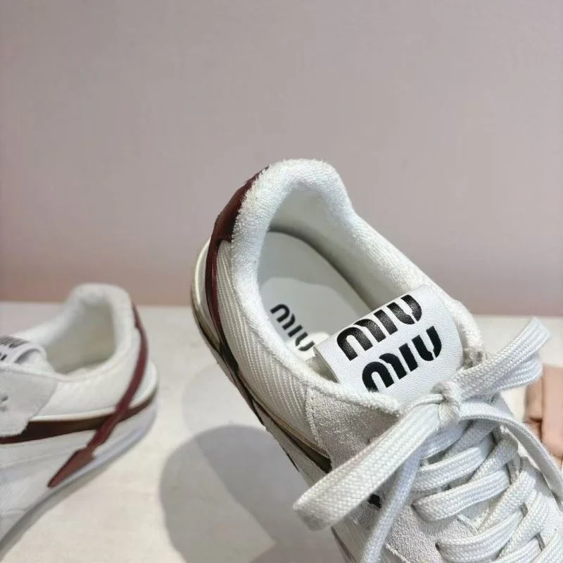 Sleek Miu Miu Shoes 6041