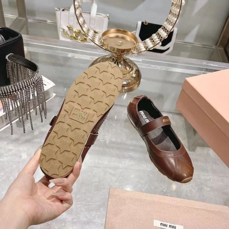 Premium Miu Miu Shoes 6083