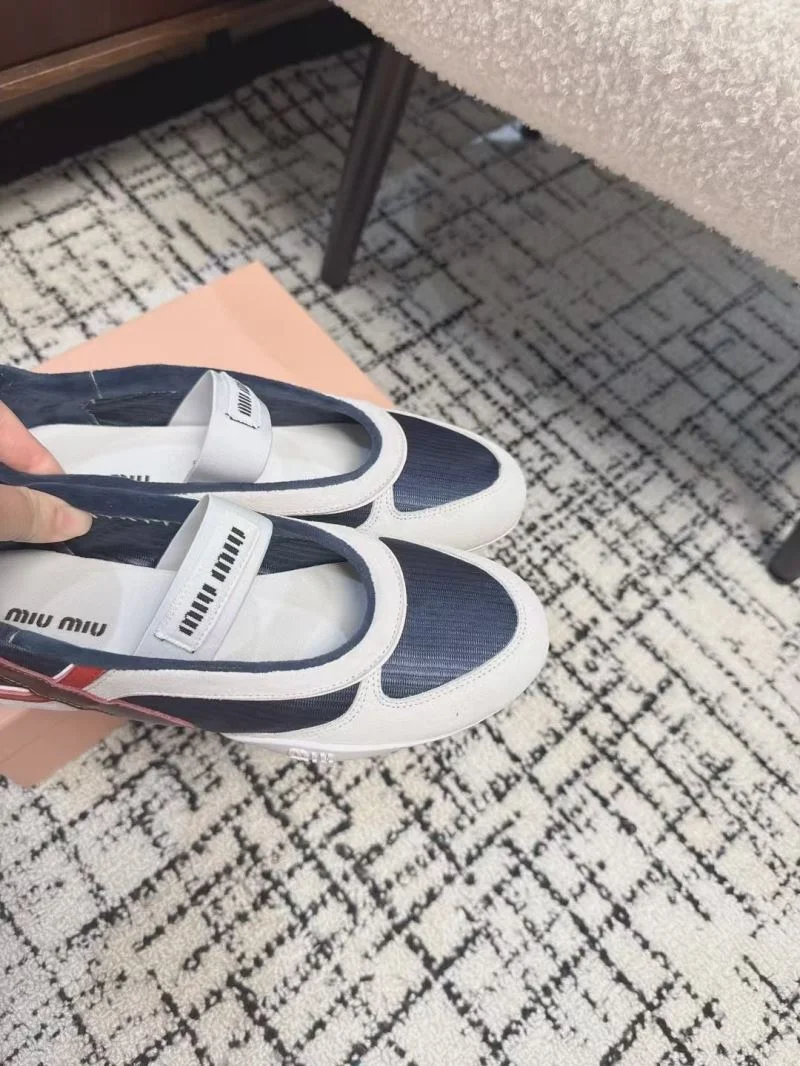 Colorful Miu Miu Shoes 6018