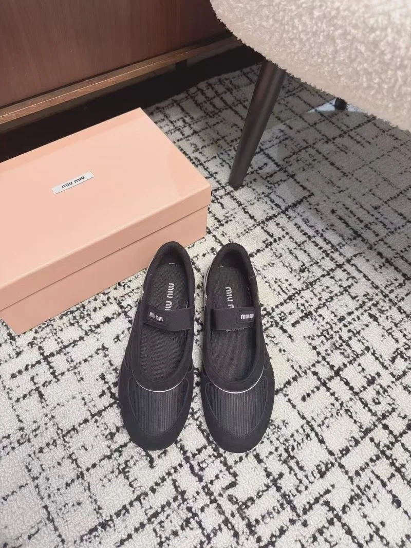 Flexible Miu Miu Shoes 6015