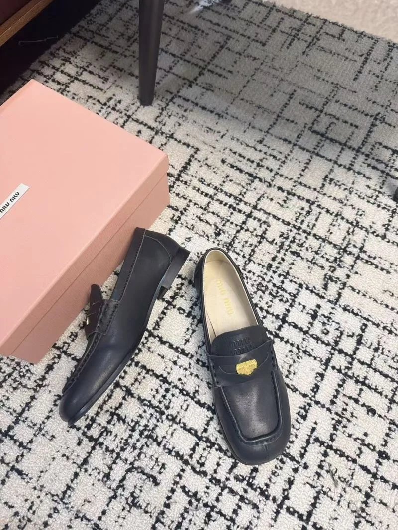 Miu Miu Shoes Minimalist 6033