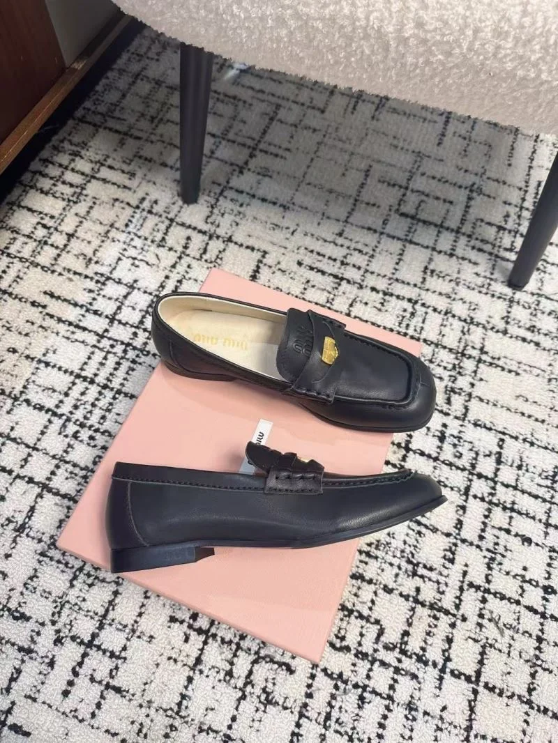 Miu Miu Shoes Minimalist 6033