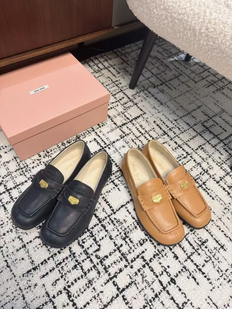Miu Miu Shoes Minimalist 6033