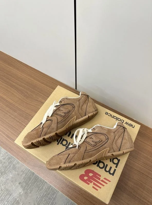 Miu Miu Shoes StreetReady 6011