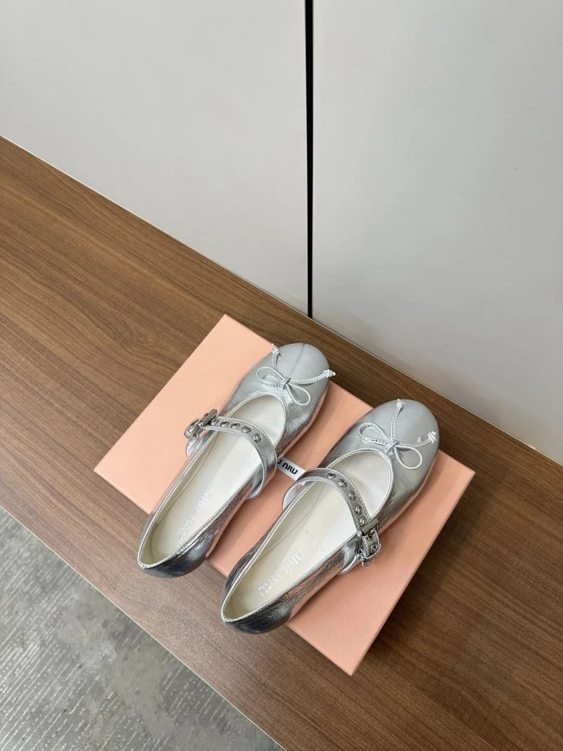 WaterResistant Miu Miu Shoes 6007