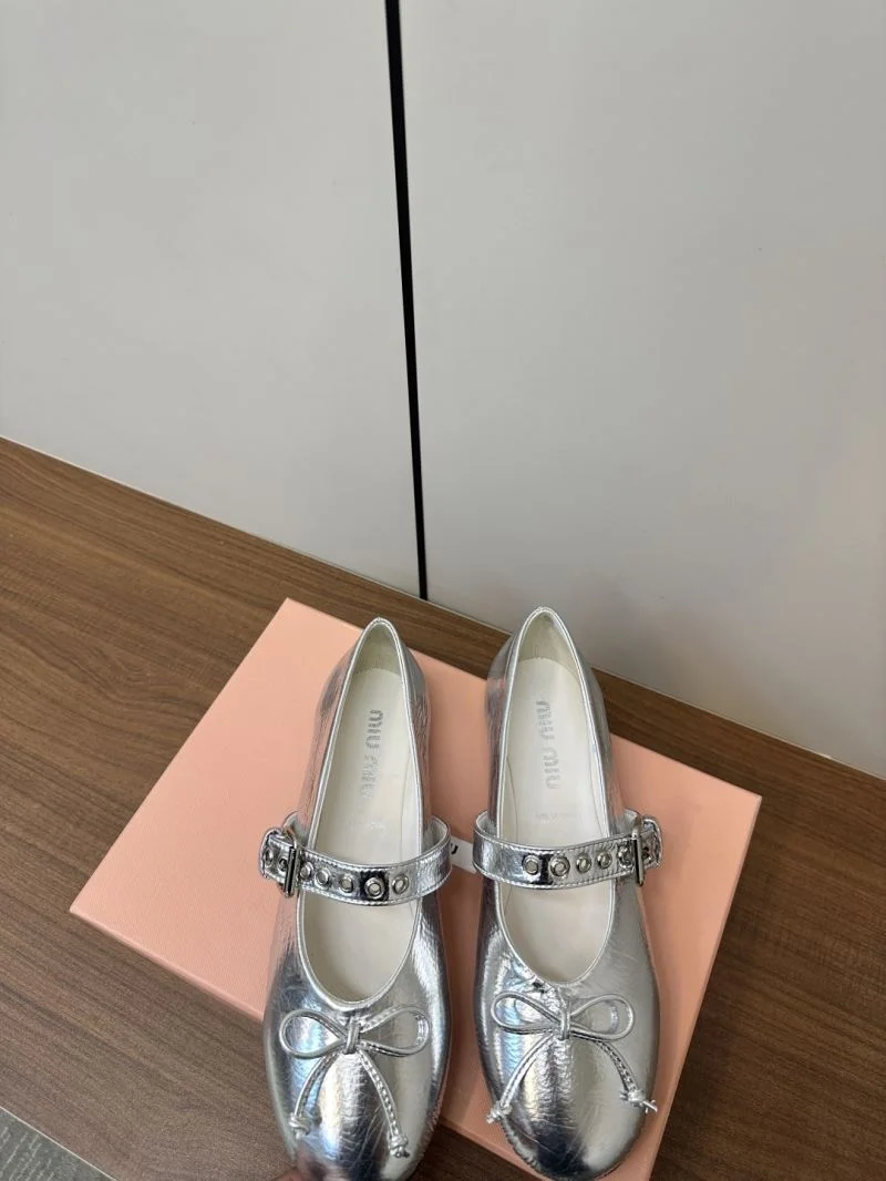WaterResistant Miu Miu Shoes 6007