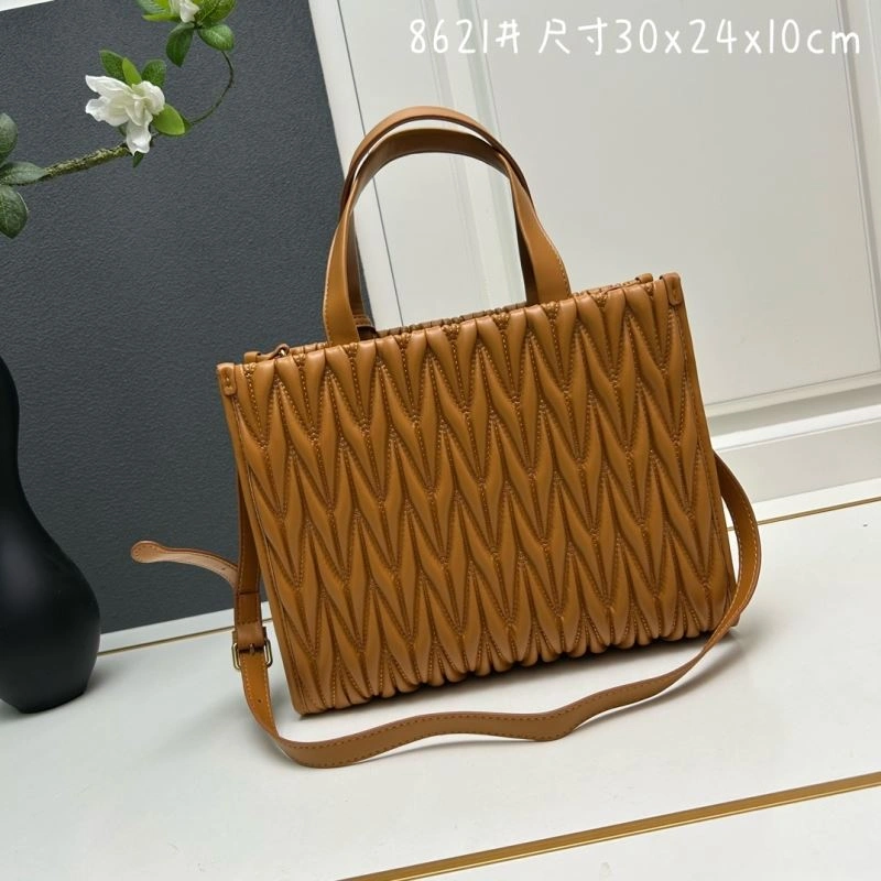 Miu Miu Shopping Bags Flexible 83229