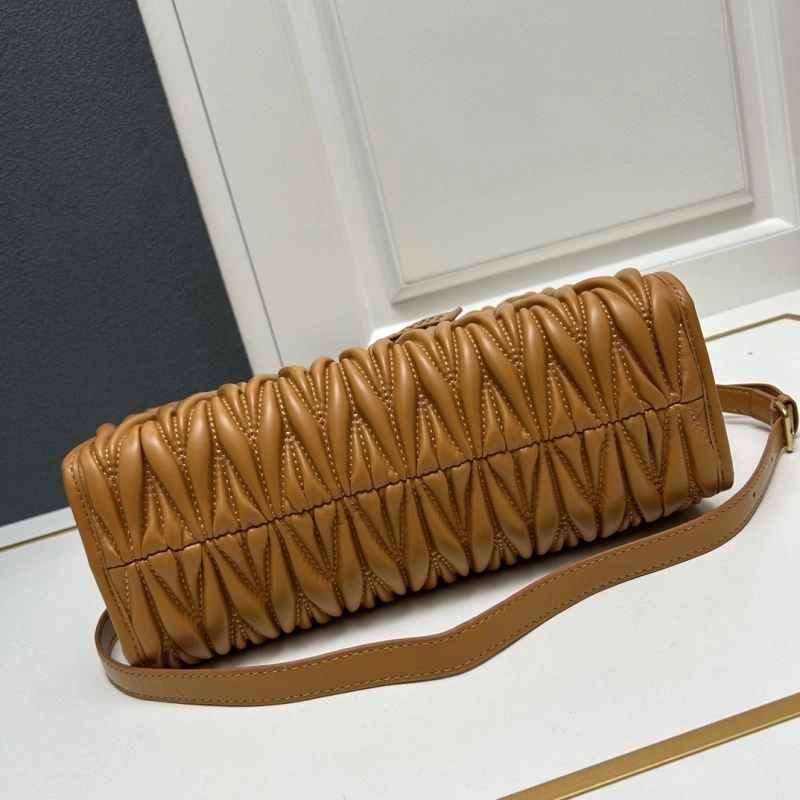 Miu Miu Shopping Bags Flexible 83229
