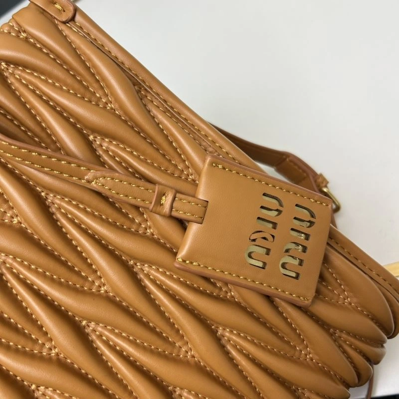 Miu Miu Shopping Bags Flexible 83229