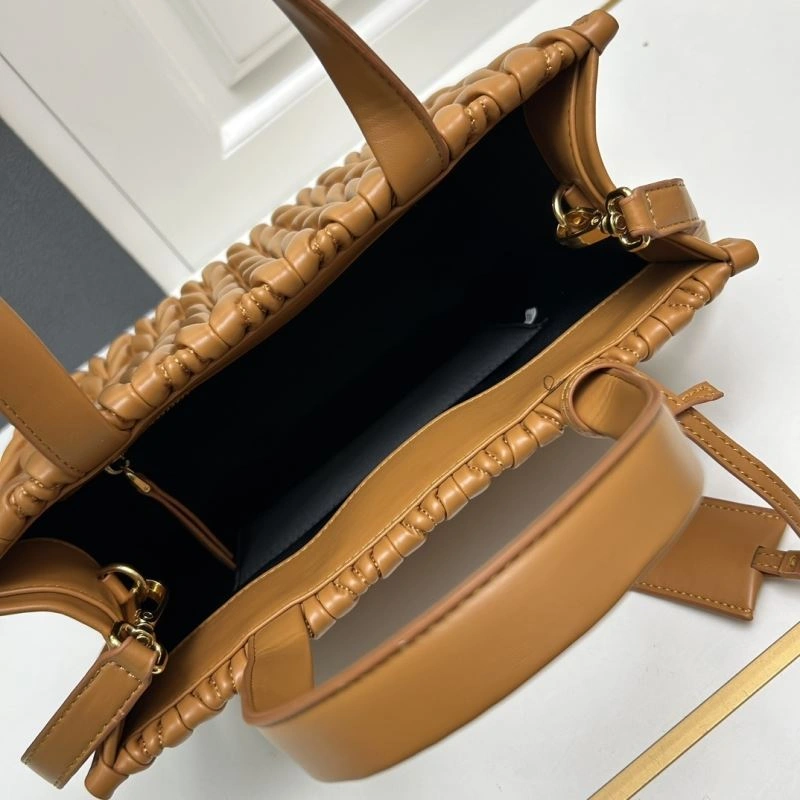 Miu Miu Shopping Bags Flexible 83229