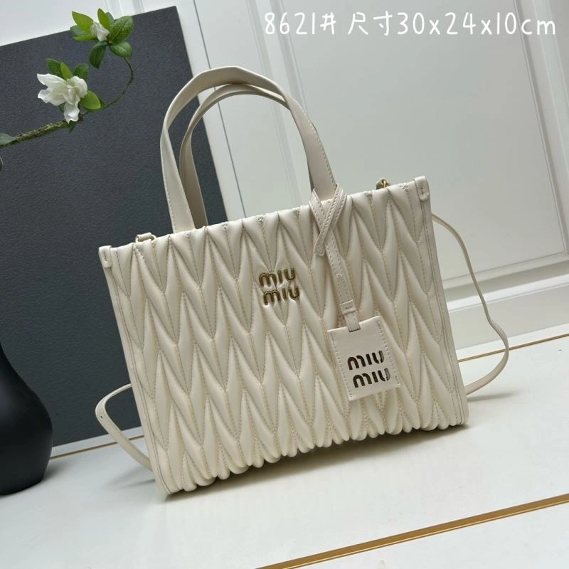 Miu Miu Shopping Bags Chic 83219