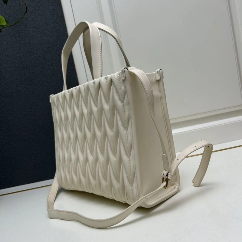 Miu Miu Shopping Bags Chic 83219