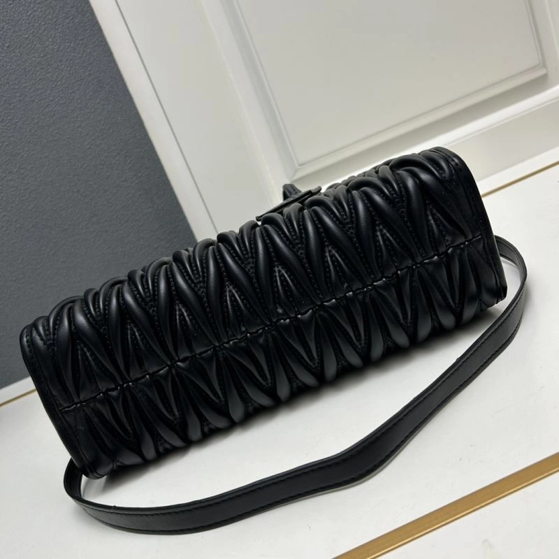 Miu Miu Shopping Bags Neat 83220