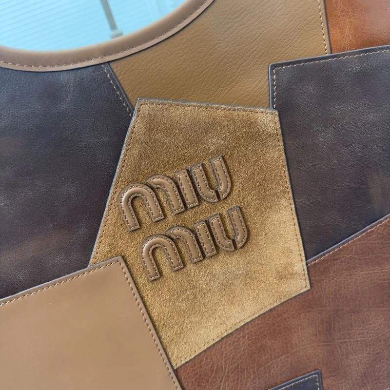 Miu Miu Shopping Bags Seasonal 58196
