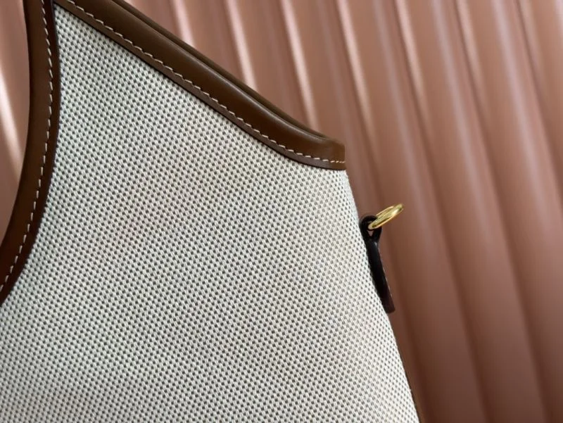 Thermal Miu Miu Shopping Bags 49095