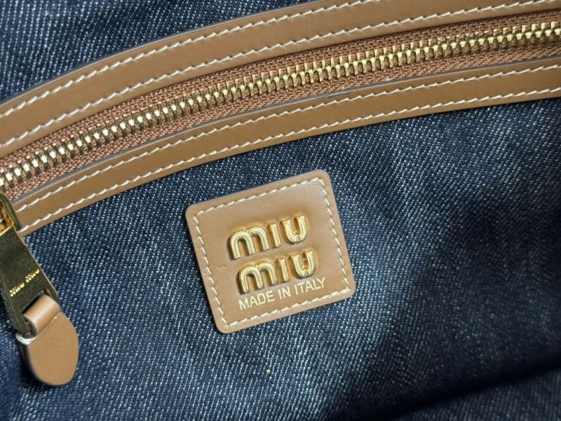 Miu Miu Shopping Bags SoftTouch 49094