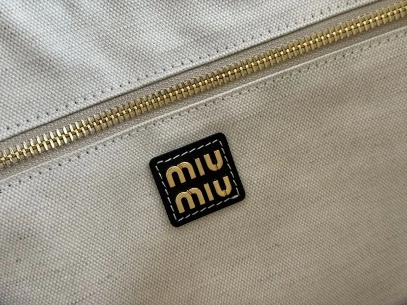 Miu Miu Shopping Bags Bright 49145