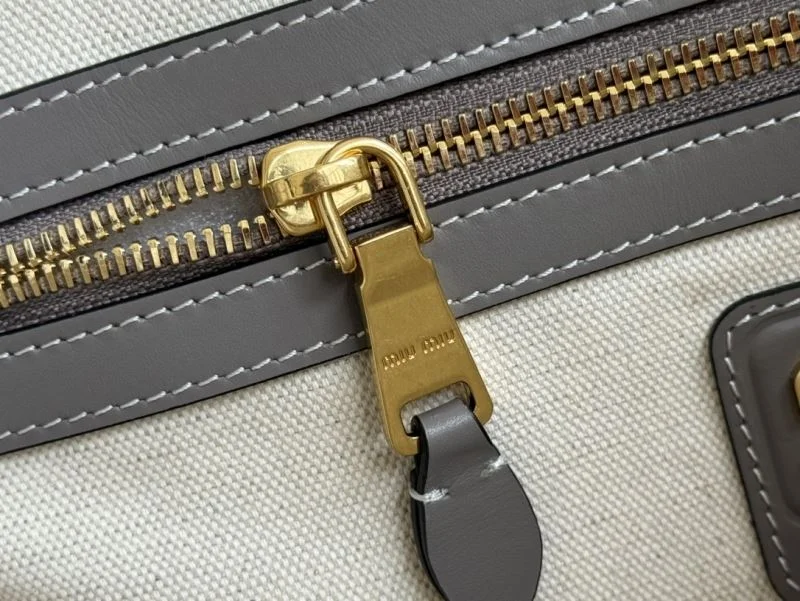 Youthful Miu Miu Shopping Bags 49143