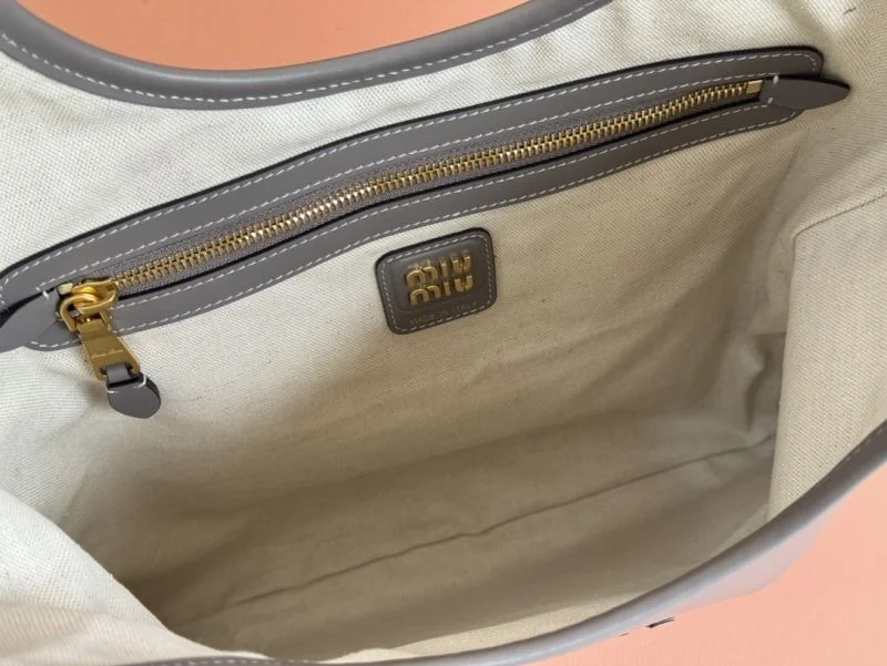 Youthful Miu Miu Shopping Bags 49143