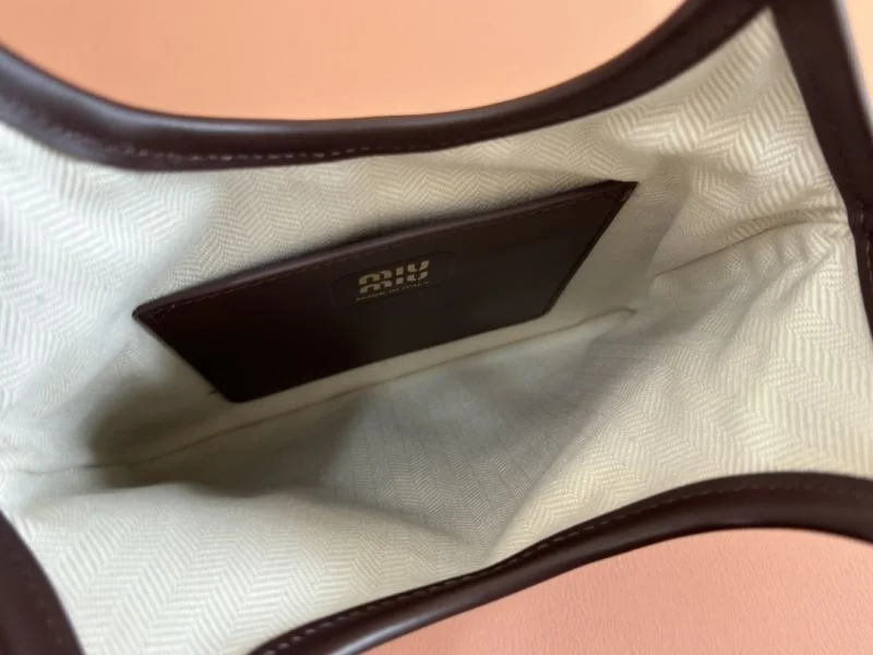 Cozy Miu Miu Shopping Bags 49085