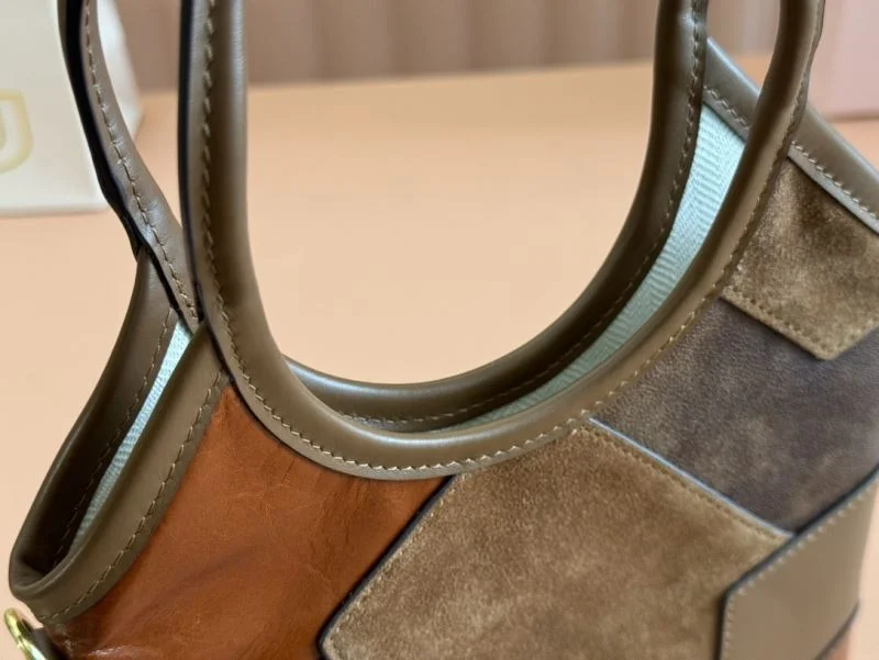 Miu Miu Shopping Bags GoAnywhere 49096