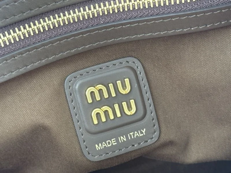 Miu Miu Shopping Bags Lightweight 49081