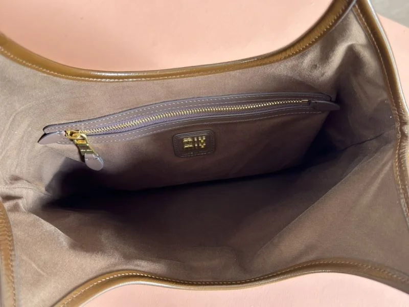 Miu Miu Shopping Bags Lightweight 49081