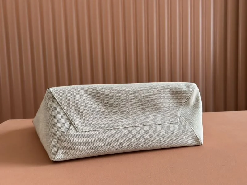 Miu Miu Shopping Bags Contemporary 49080
