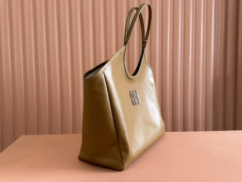Miu Miu Shopping Bags Effortless 49123