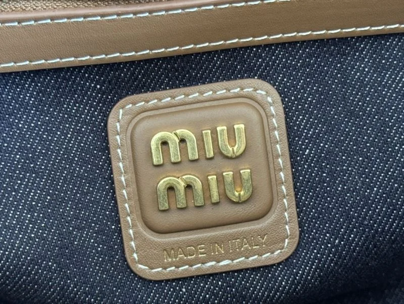 FreshLook Miu Miu Shopping Bags 49076