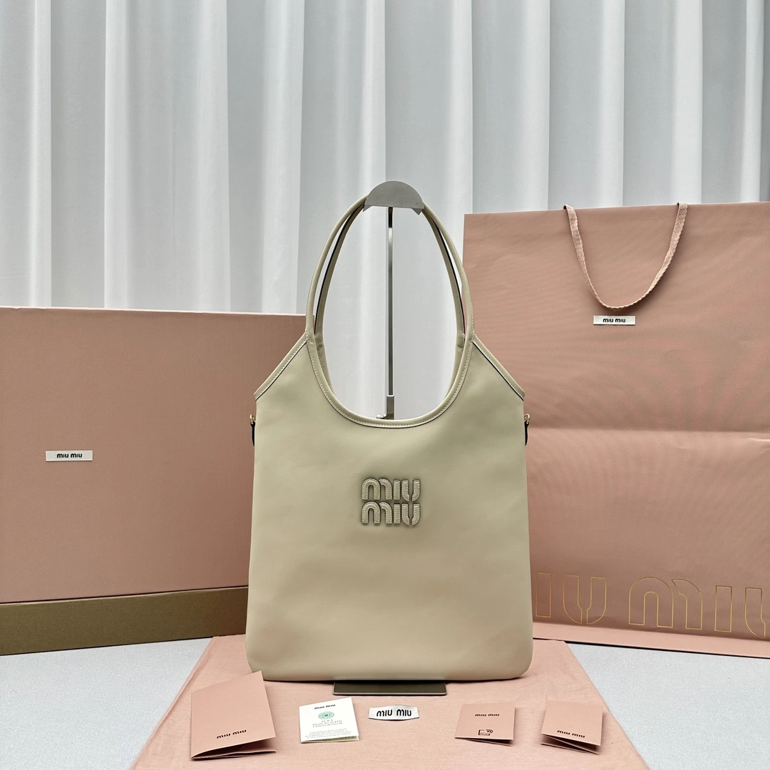 Miu Miu Shopping Bags Sporty 69522