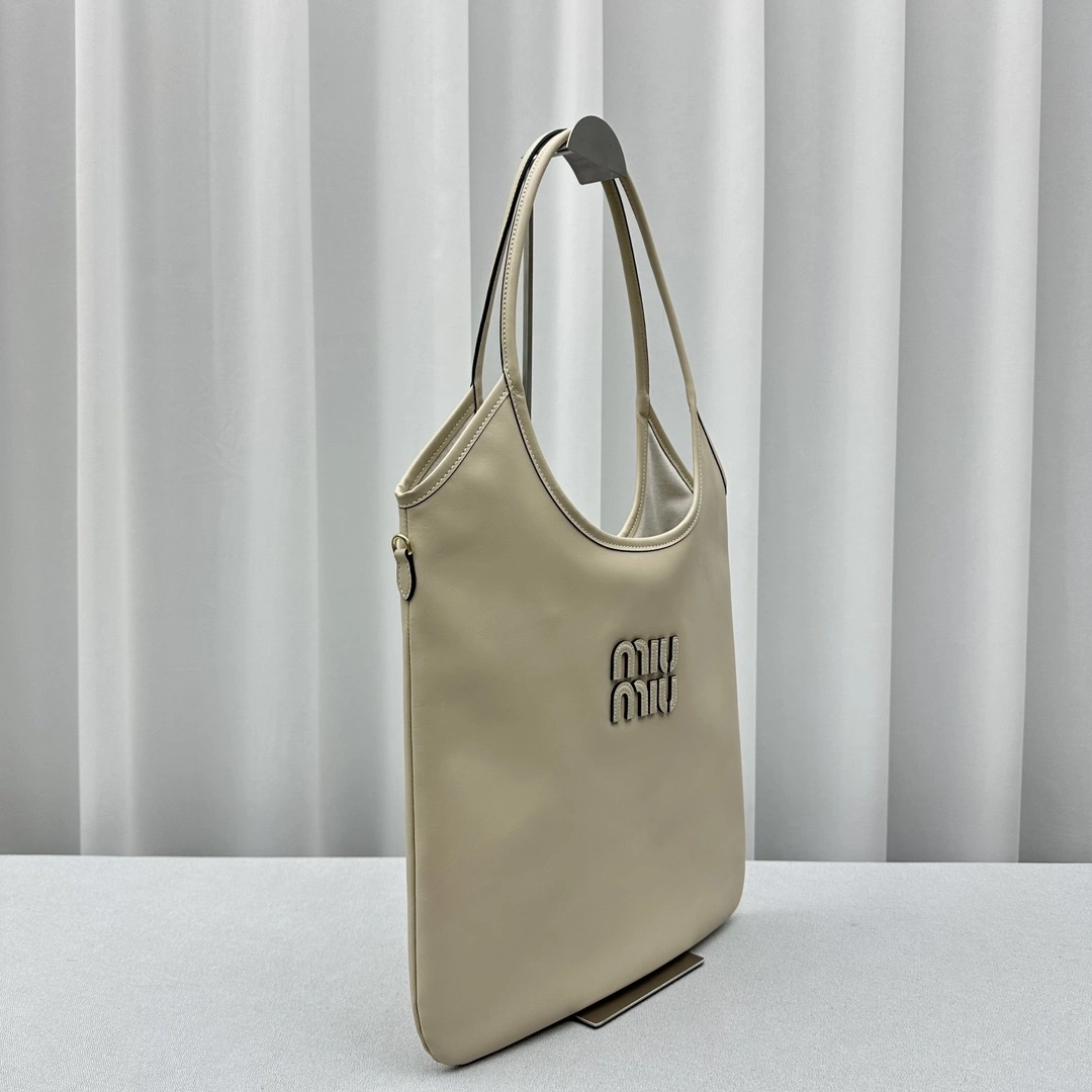 Miu Miu Shopping Bags Sporty 69522
