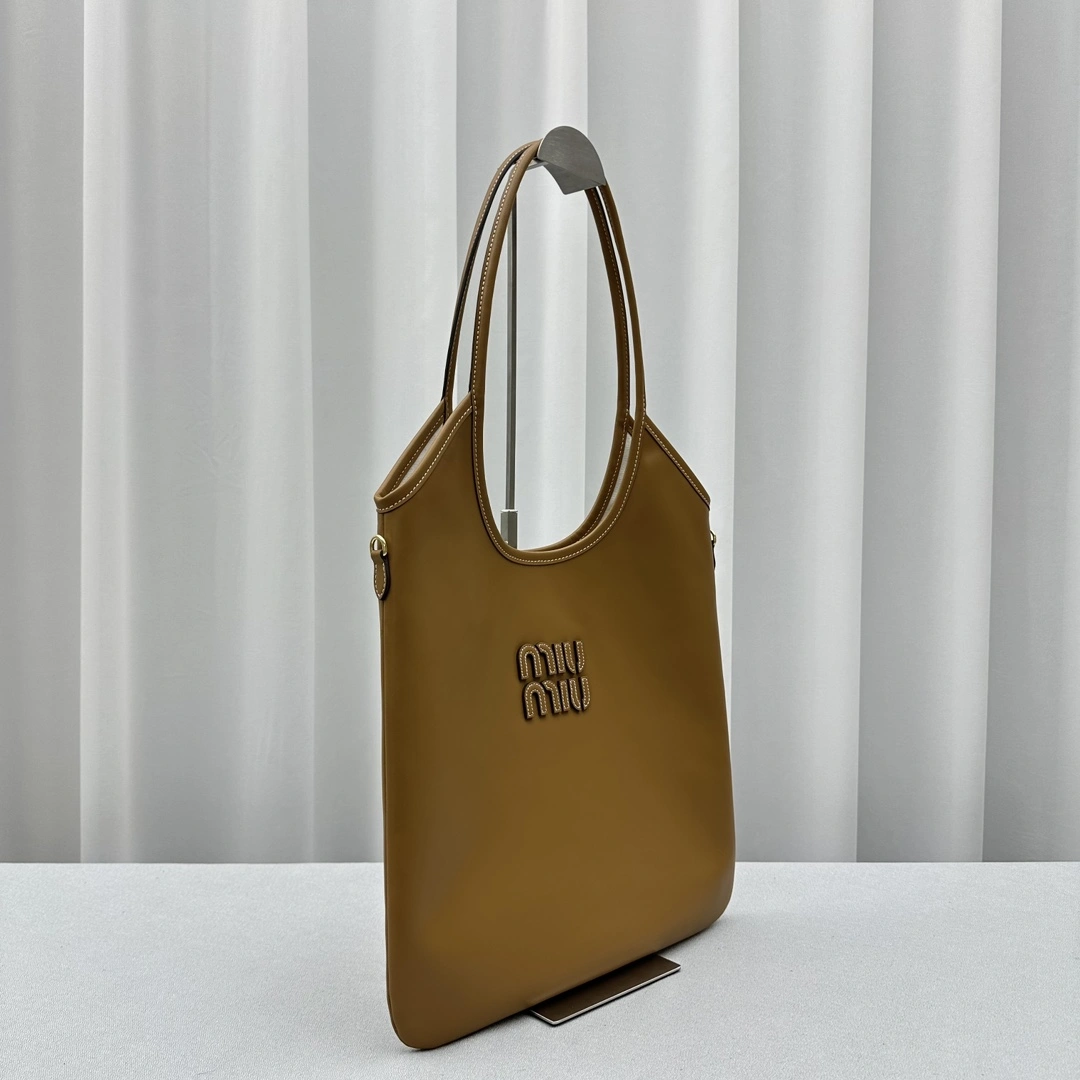 Effortless Miu Miu Shopping Bags 69526