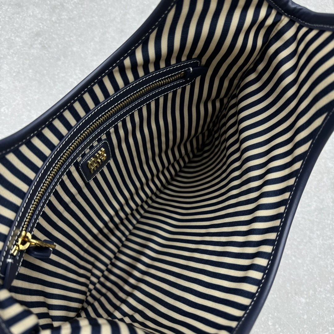 Seasonal Miu Miu Shopping Bags 69521