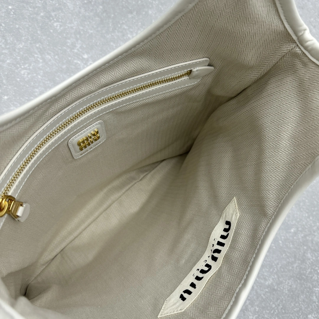 Miu Miu Shopping Bags Tailored 69523