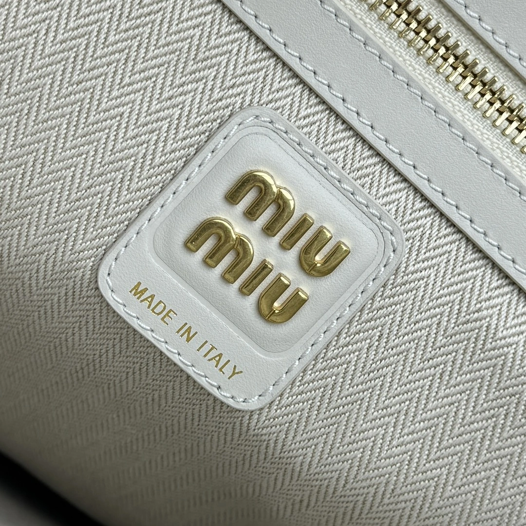 Miu Miu Shopping Bags Tailored 69523