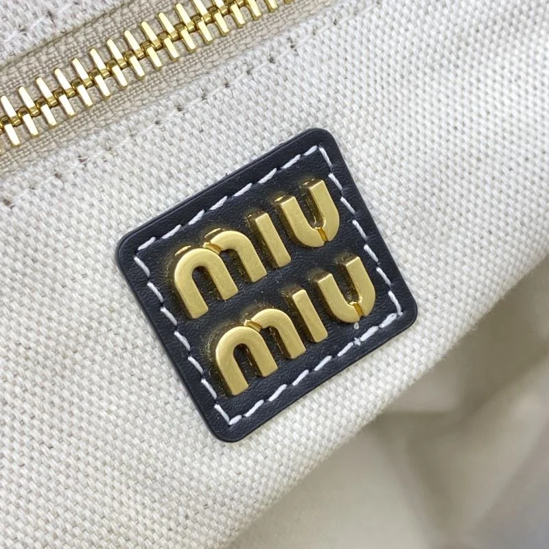 Miu Miu Shopping Bags SoftTouch 43764