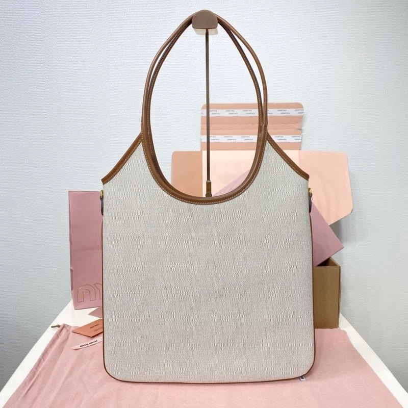 Comfortable Miu Miu Shopping Bags 43761