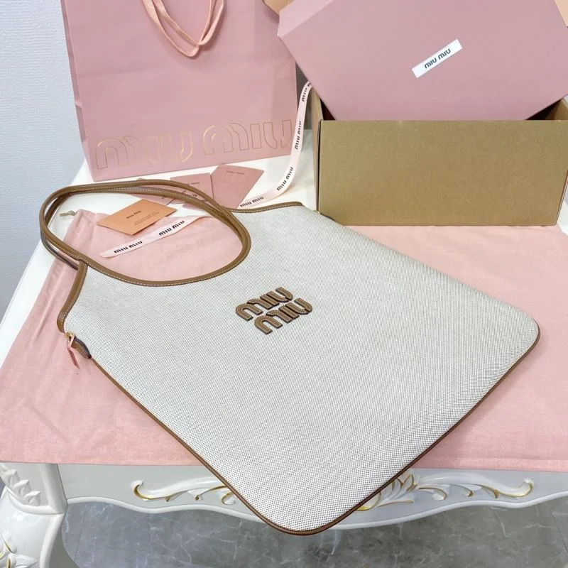 Comfortable Miu Miu Shopping Bags 43761