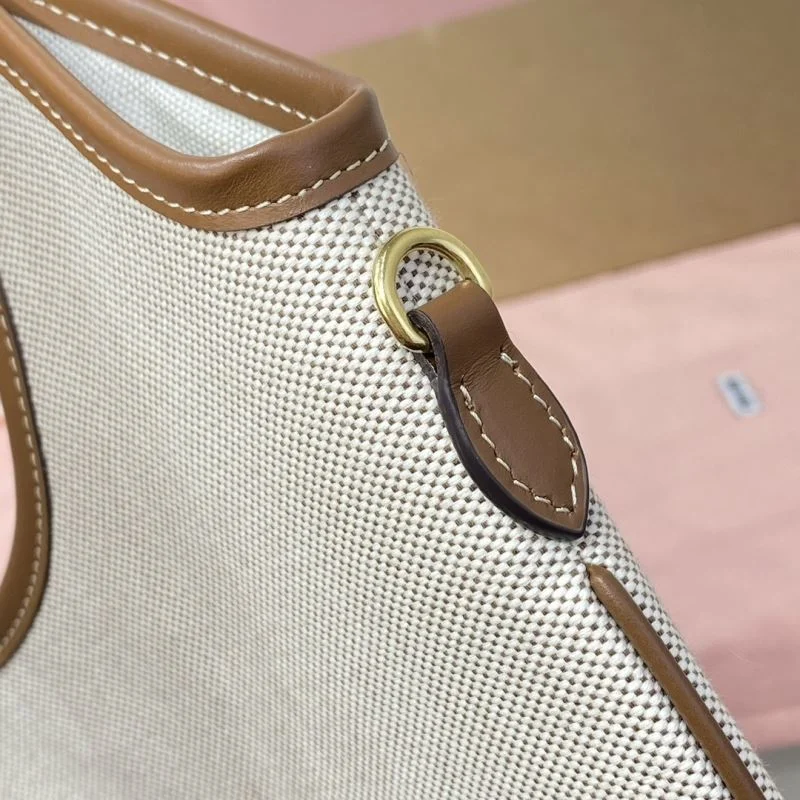 Comfortable Miu Miu Shopping Bags 43761