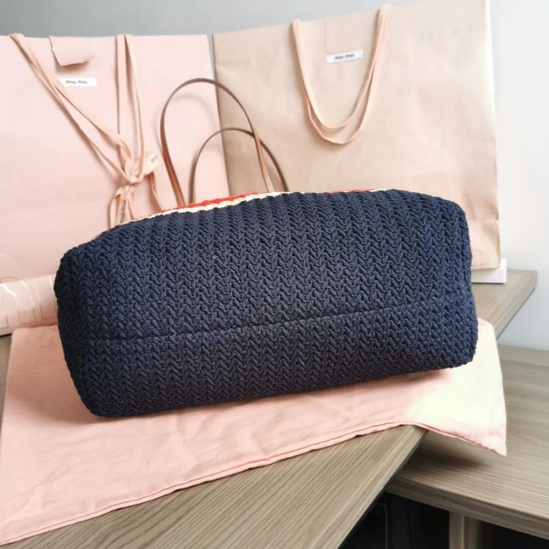Miu Miu Shopping Bags Comfortable 43736
