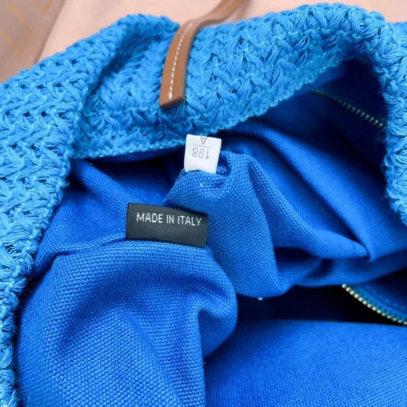 Snug Miu Miu Shopping Bags 43745