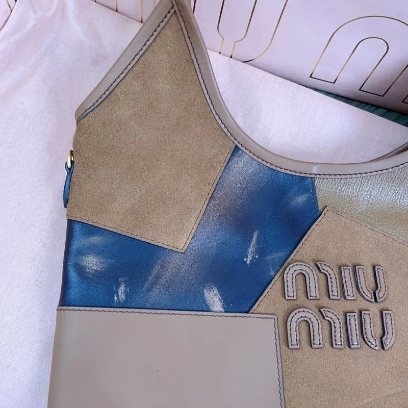 Premium Miu Miu Shopping Bags 43743