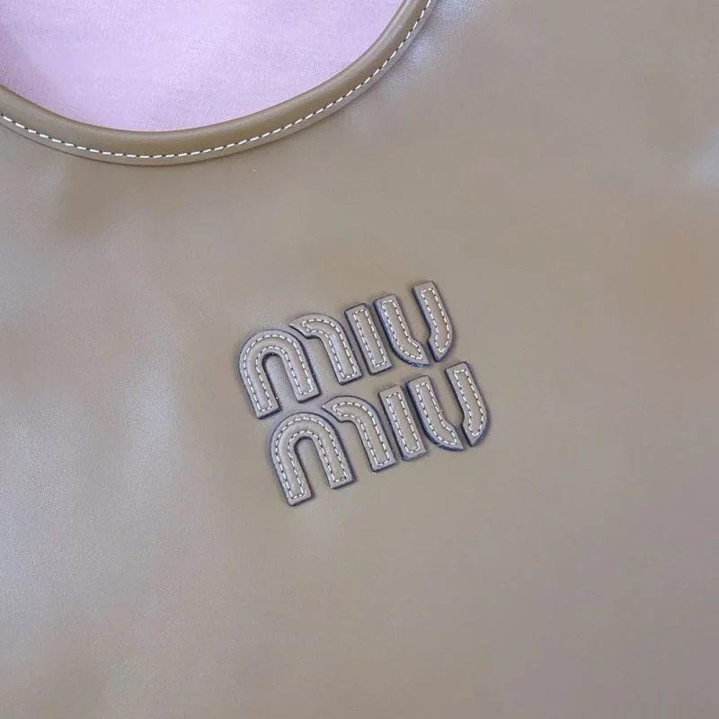 ComfortFit Miu Miu Shopping Bags 43748