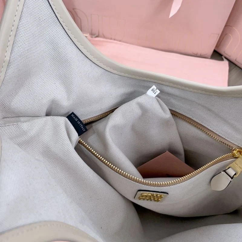 Miu Miu Shopping Bags Bold 43747