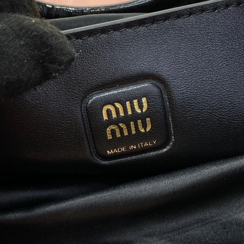 Comfortable Miu Miu Shopping Bags 43536