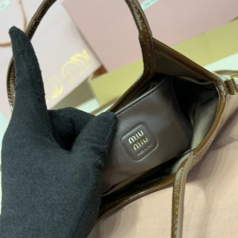 WellDesigned Miu Miu Shopping Bags 43538